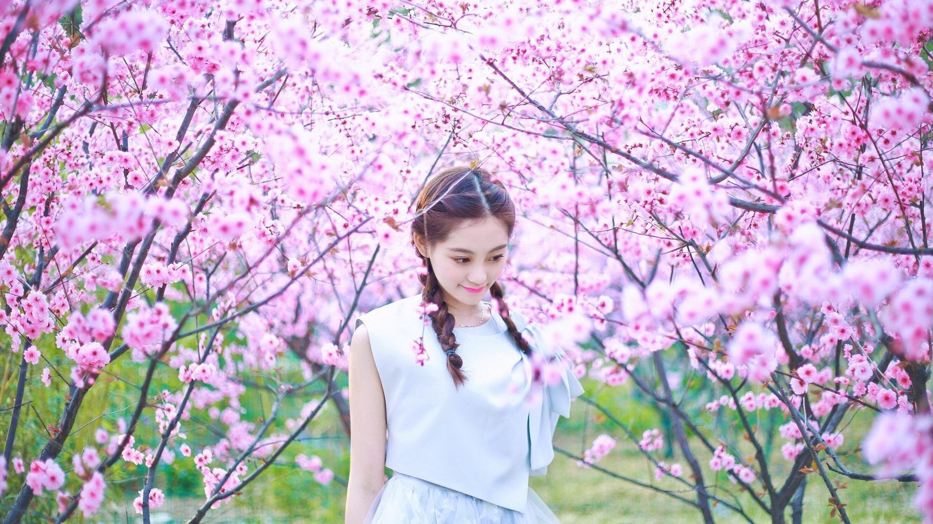 中国篮球结合传统文化打造赛事纪念品创新潮流,篮球文化建设