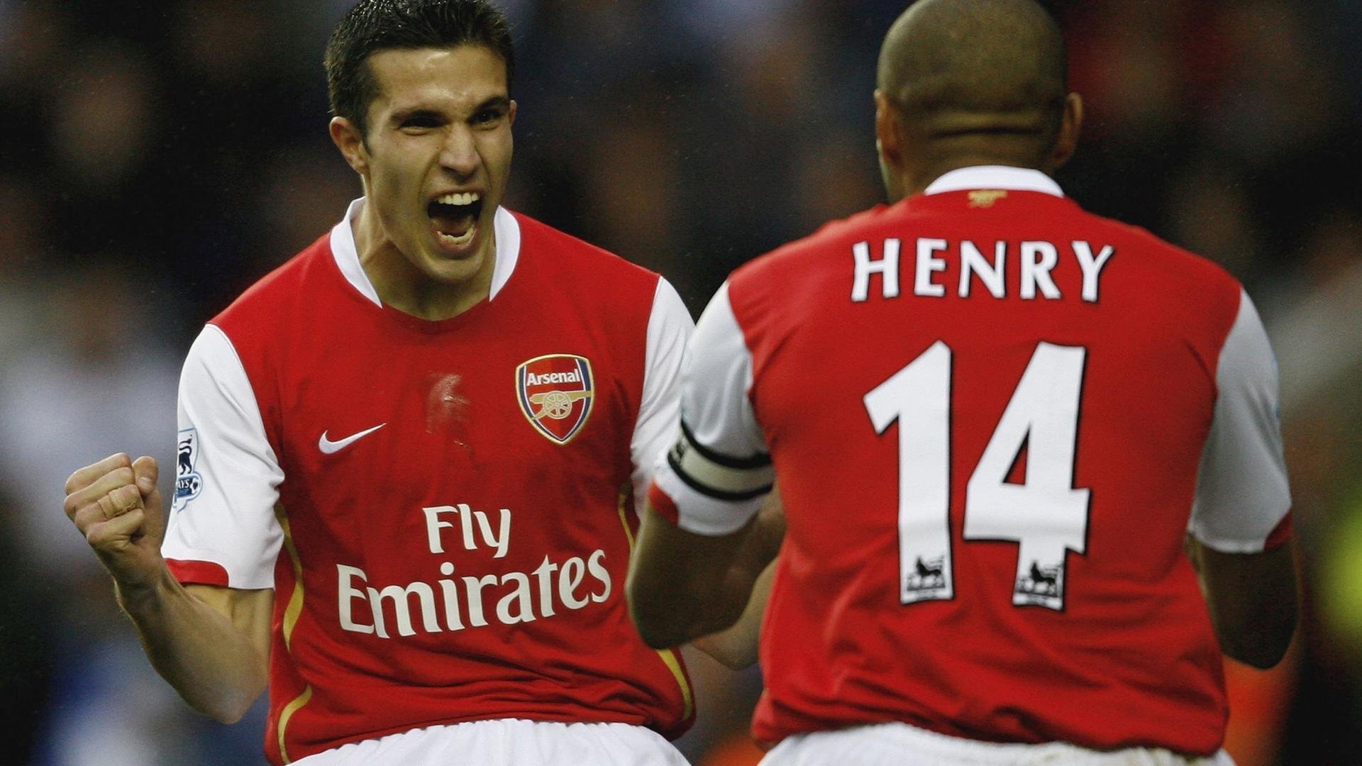 德甲精彩瞬间不断,关键扑救助球队扭转战局,德甲引援